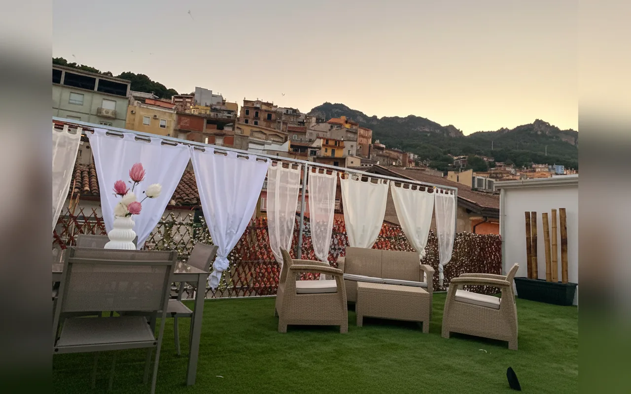 Esterni di Umbertos Rooms, Jerzu (Sardegna) (foto 15)